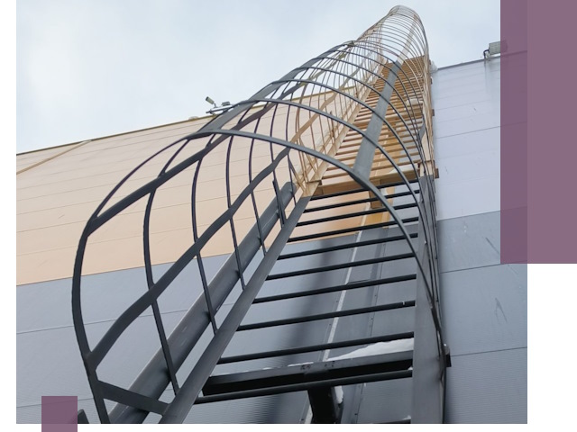 Изготовление и монтаж пожарных лестниц в Ноябрьске профессионально