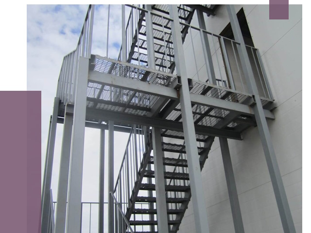 Монтаж пожарных лестниц в Ноябрьске от 7699 руб.