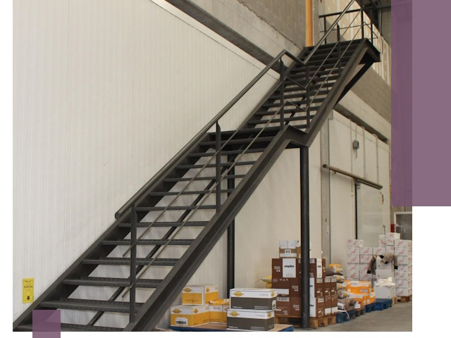 Лестницы для производства в Ноябрьске — изготовление и монтаж