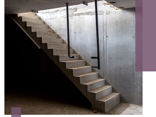 Изготовление и монтаж лестниц в подвале в Ноябрьске