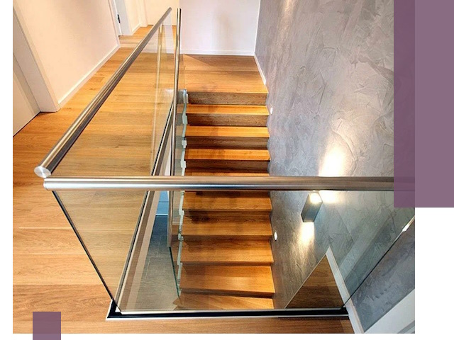 Перила для лестницы в доме — изготовление и монтаж в Ноябрьске