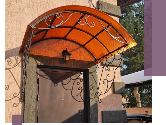 Демонтаж козырьков в Ноябрьске быстро и безопасно