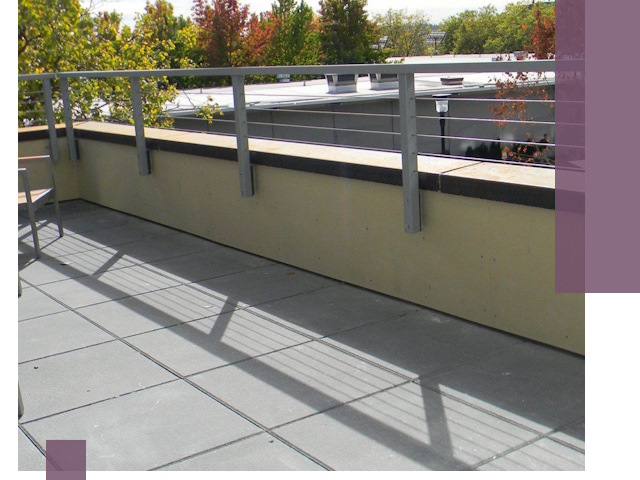 Металлические парапеты под ключ в Ноябрьске: монтаж и изготовление