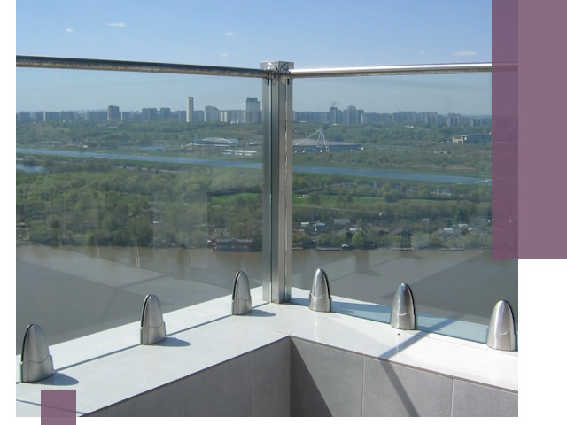 Стеклянные парапеты премиум класса в Ноябрьске для домов и бизнесов